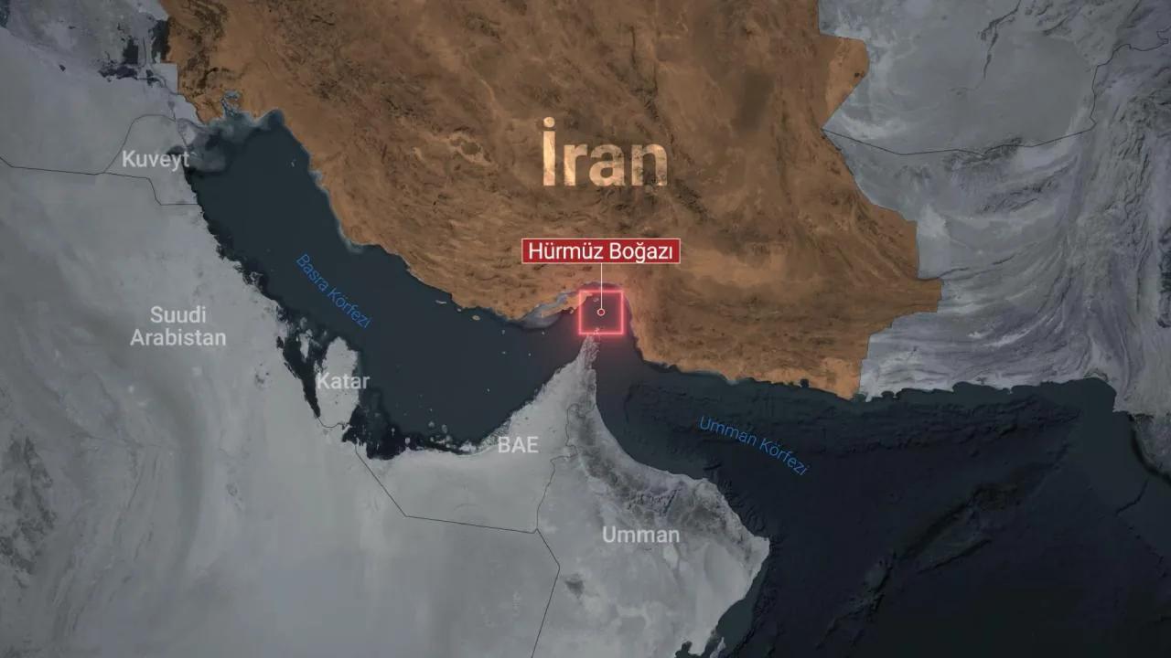 İran Devrim Muhafızları: Basra Körfezi'nde 4 Gemi Hedef Alındı