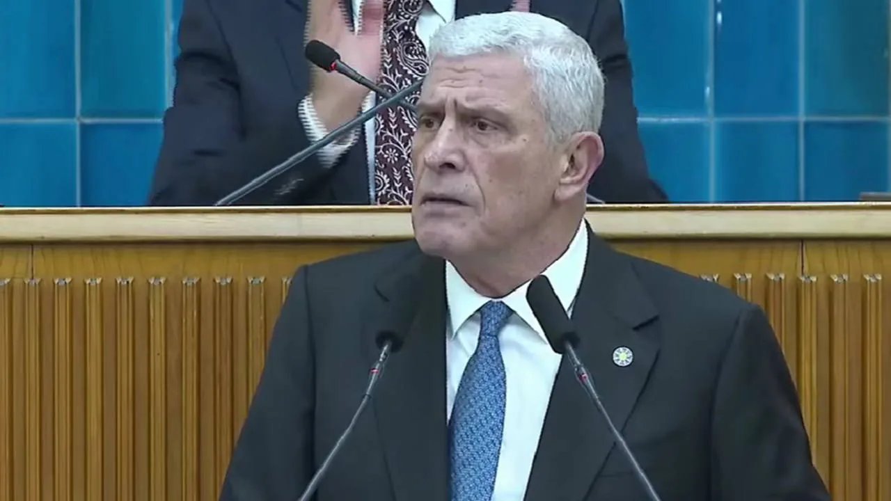Müsavat Dervişoğlu'ndan Halk TV'ye kayyım tepkisi: “Bu iktidarın son çırpınışları”