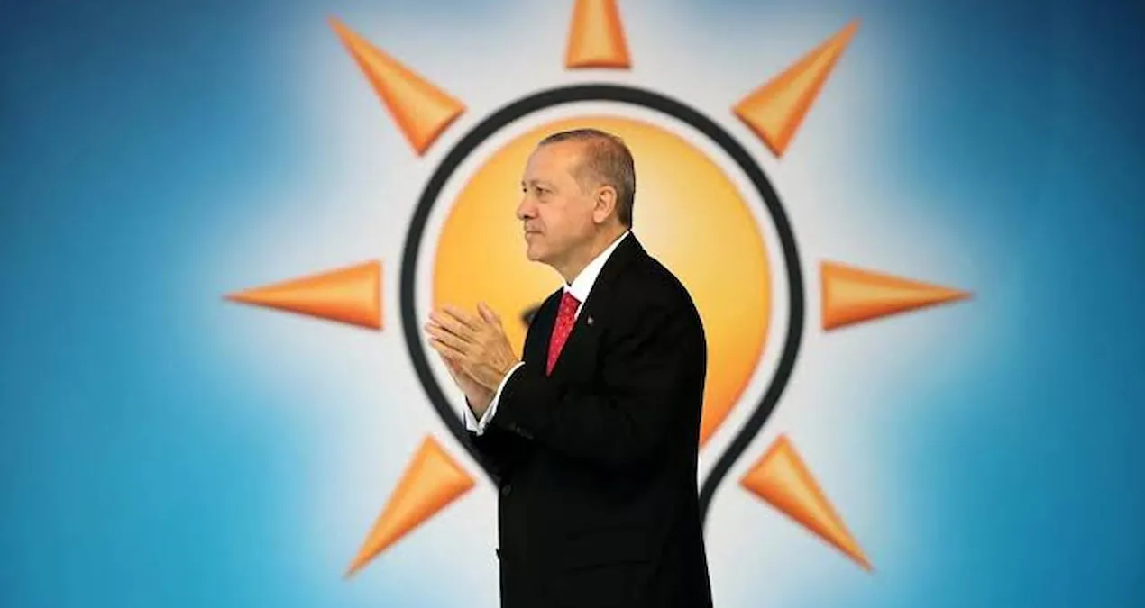 AKP mahallesindeki itirazlar artıyor: Eski milletvekili isyan etti