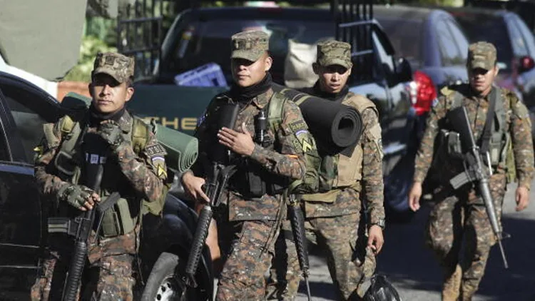 El Salvador, Haiti'de rehineleri kurtarmak için askeri operasyon başlattı