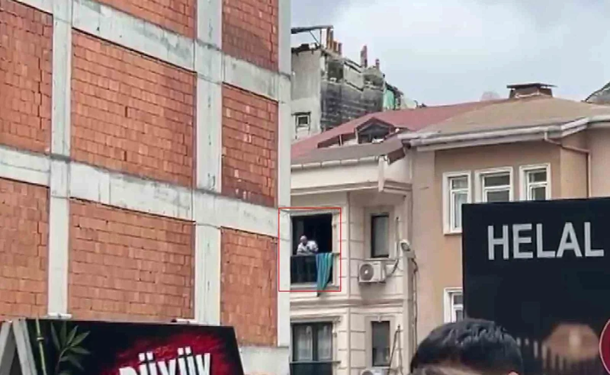 Fatih'te tahliye edilecek kiracı icra memurlarıyla tartıştı, havaya ateş açtı