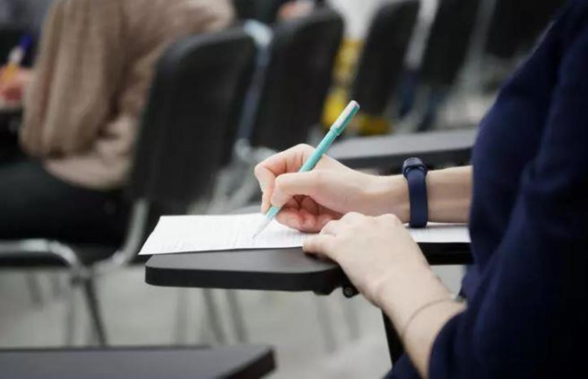AÖF sınavları ne zaman, online mı yapılacak? Anadolu Üniversitesi 2022-2023 sınav takvimi!
