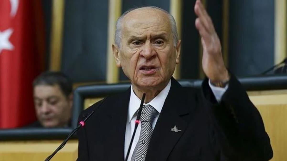 Beşiktaş üyeliğinden istifa eden MHP lideri Devlet Bahçeli: Artık Karagümrüklüyüm