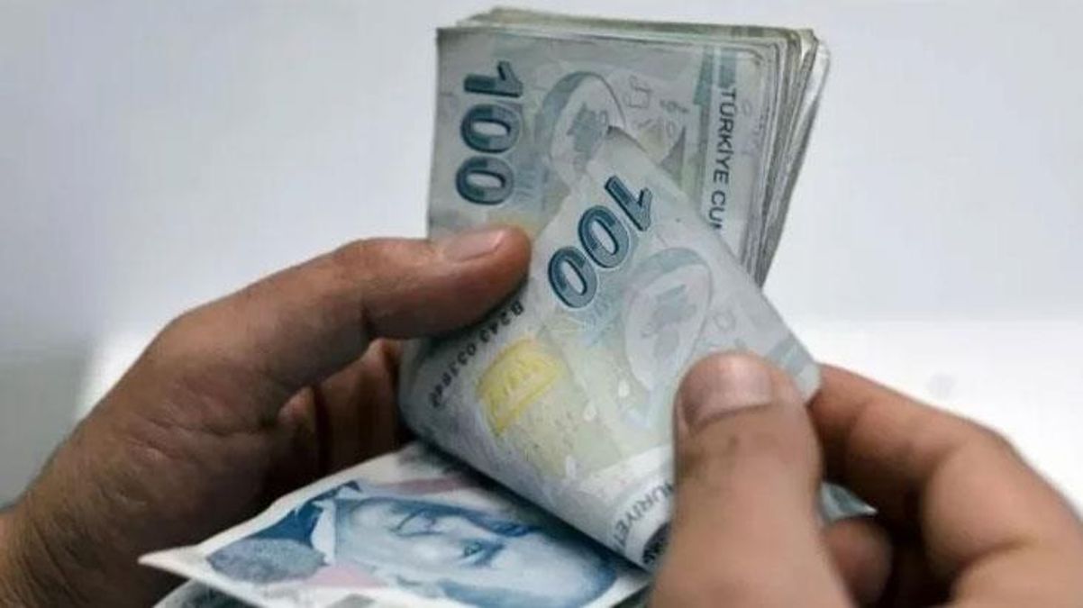 7500 TL’nin üstünde emekli maaşı alanlara zam yapılacak mı? AK Partili Elitaş yanıtladı