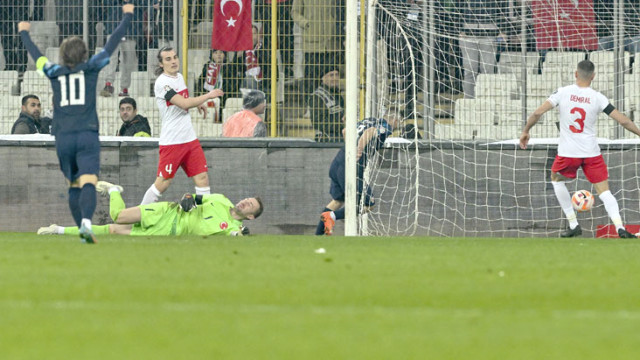 Son Dakika: A Milli Futbol Takımımız, Hırvatistan'a 2-0'lık skorla kaybetti