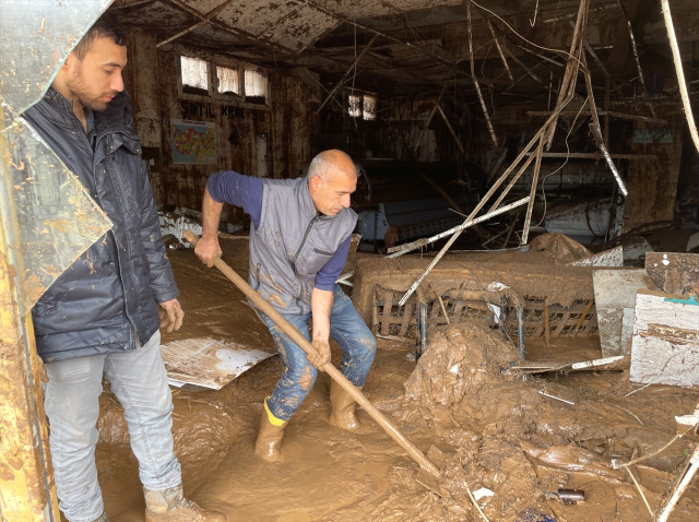 Son Dakika! Şanlıurfa ve Adıyaman'daki sel felaketinde hayatını kaybedenlerin sayısı 18'e yükseldi