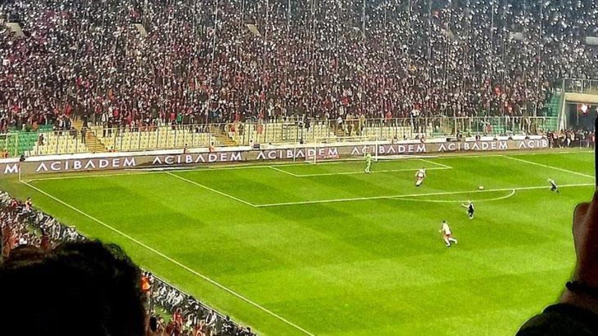 Tüm stat inledi! Bursa’daki milli maçta “TFF istifa” tezahüratları