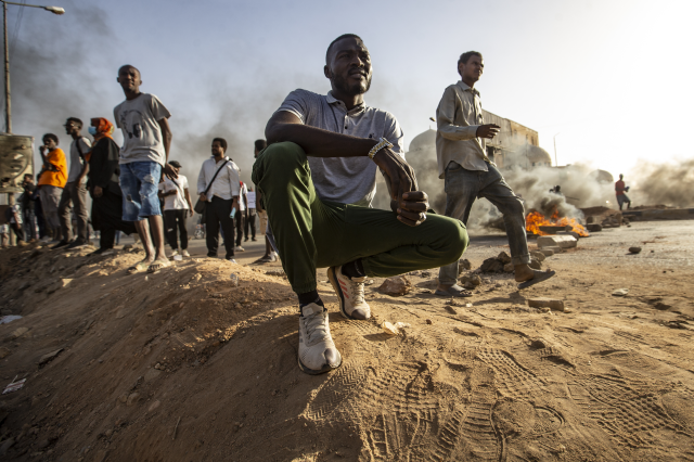 Sudan'da çatışmalarda 4. gün! Türk vatandaşının evine isabet eden roketler, 2 yaşındaki Elin'i hayattan kopardı