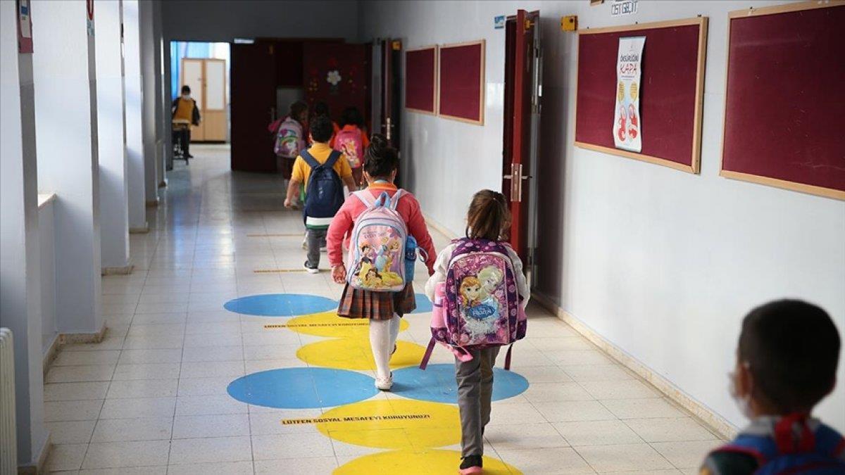24 Nisan itibarıyla Hatay ve Adıyaman’daki tüm okullar açılacak