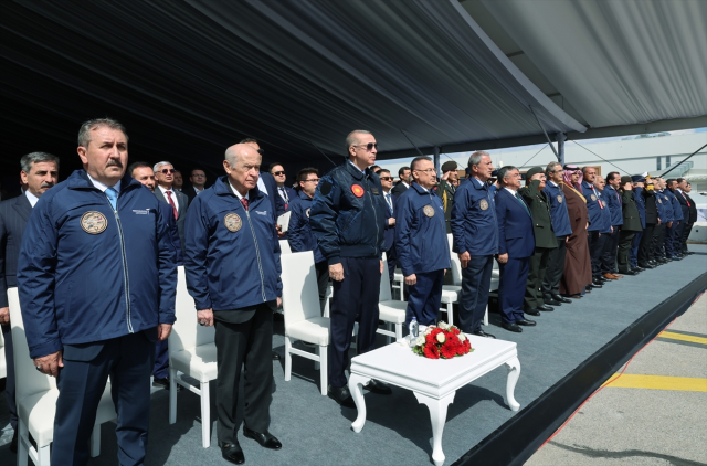 Son Dakika! Cumhurbaşkanı Erdoğan: Yerli savaş uçağımızın adı Kaan, ülkemize hayırlı olsun