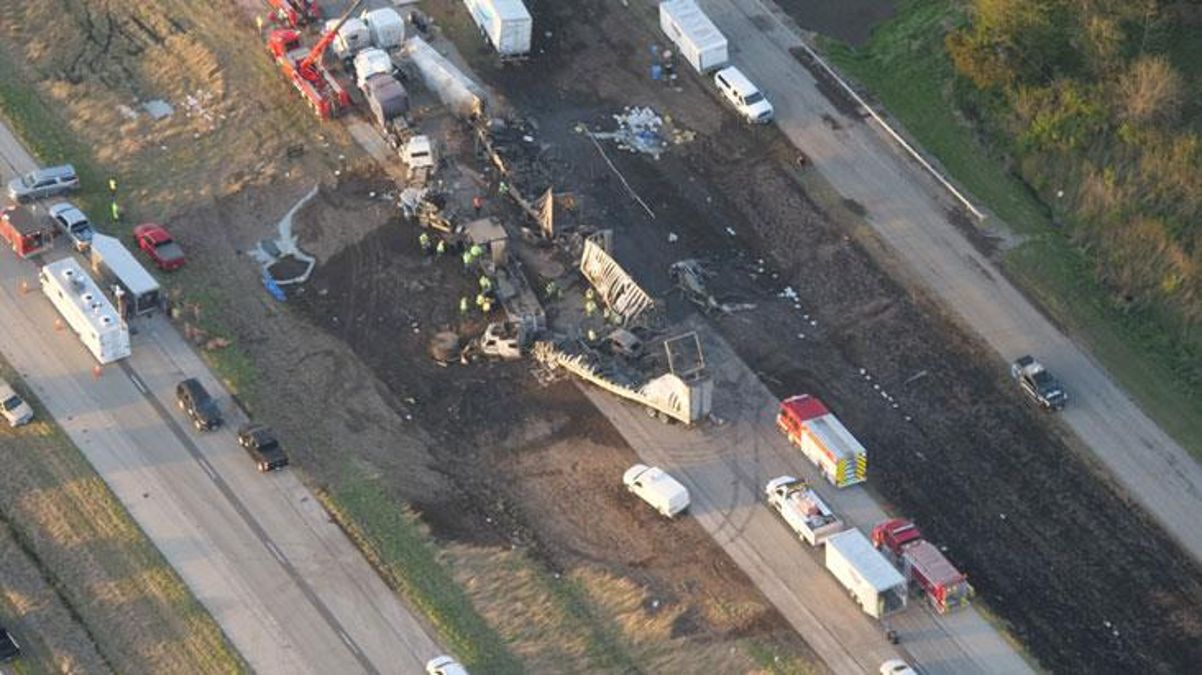 ABD’de kum fırtınası! 72 araç birbirine girdi: 6 ölü, 37 yaralı