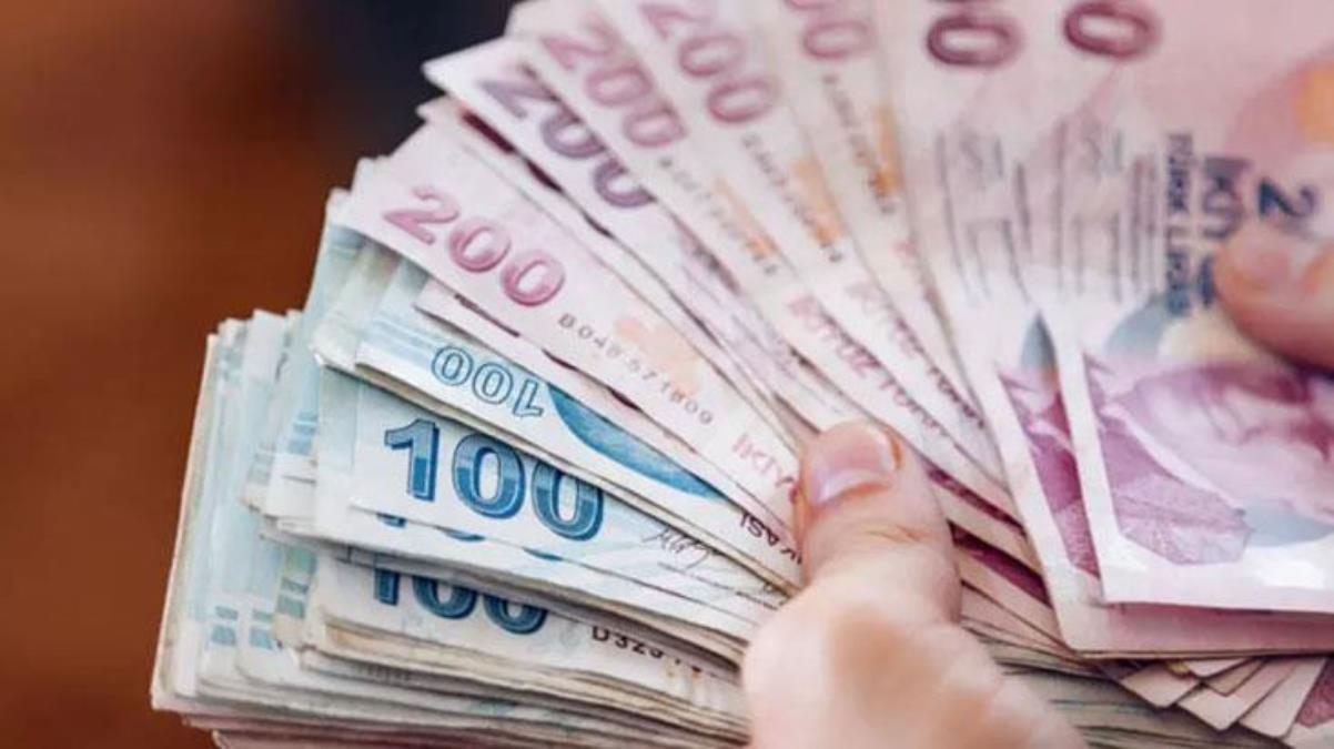 Emekli maaşı bağlama işlemi Nisan ayında bitenlerin bayram ikramiyesi 9 Mayıs’ta ödenecek