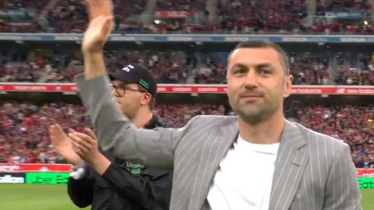 Gurur tablosu! Fransızlar, Burak Yılmaz’ı ayakta alkışladı