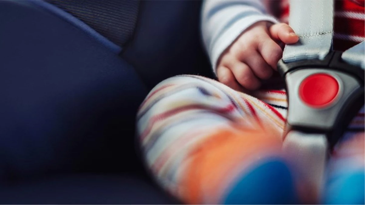 Üvey annesi tarafından 9 saat boyunca arabada unutulan 1 yaşındaki çocuk hayatını kaybetti