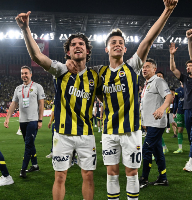 Ziraat Türkiye Kupası'nda şampiyon olan Fenerbahçe, 9 yıllık kupa hasretine son verdi