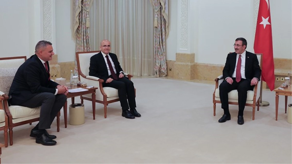 Mehmet Şimşek, BAE’de! Devlet Başkanı Al Nahyan ile ekonomik iş birliklerini konuşacak