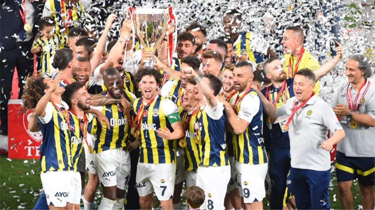 Ziraat Türkiye Kupası’nda şampiyon olan Fenerbahçe, 9 yıllık kupa hasretine son verdi
