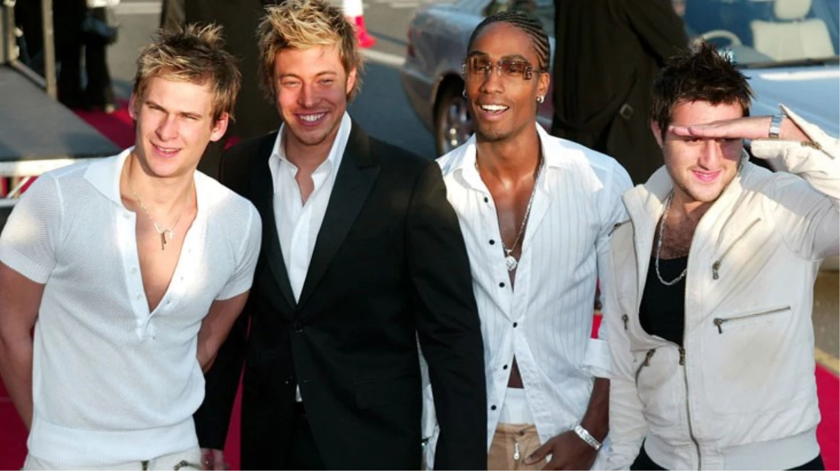 Blue grubunun solisti Lee Ryan THY uçağında olay çıkardı