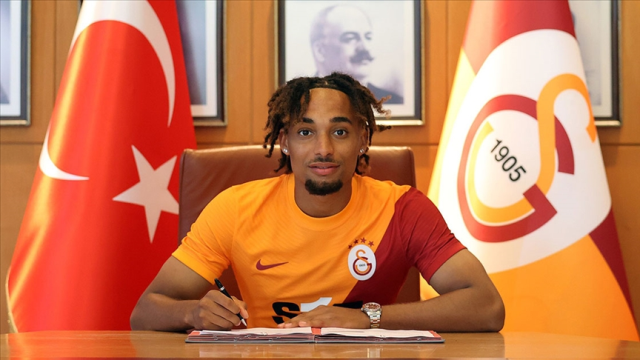 Sacha Boey'in Galatasaray'daki akıbeti belli oluyor! Takımdan ayrılmasının tek bir yolu var