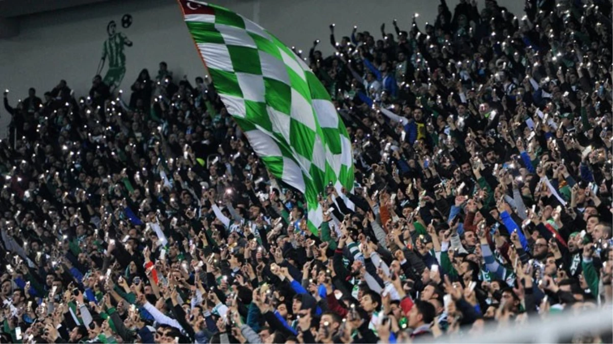 Bursaspor, borçları nedeniyle lisans alamadığını açıkladı