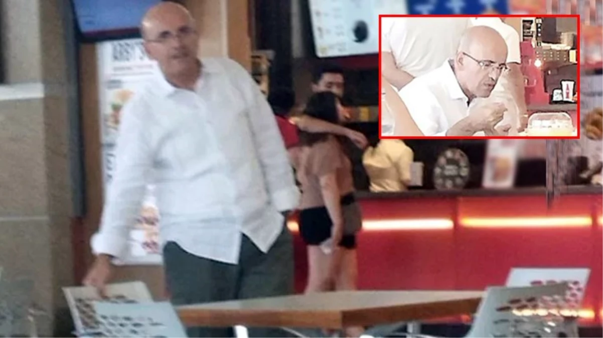 Bakan Şimşek AVM’de yemek yerken görüntülendi! Tercih ettiği menü de zamlardan nasibini almış