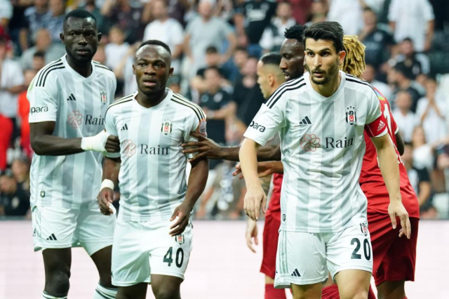 Son Dakika: Süper Lig'in 4. haftasında Beşiktaş, sahasında Sivasspor'u 2-0 mağlup etti