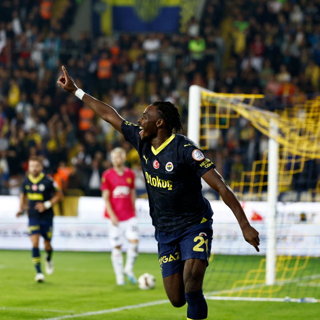 Son Dakika: Süper Lig'in 4. haftasında Fenerbahçe, Ankaragücü'nü deplasmanda 1-0 mağlup etti