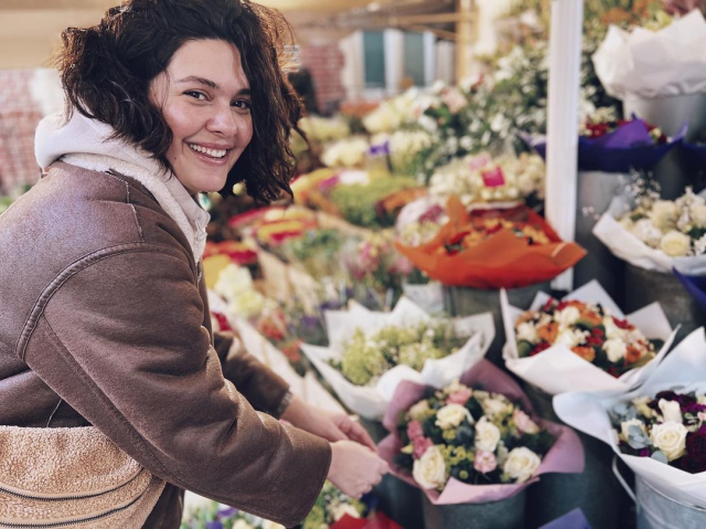 8 ayda 20 kilo veren Bergüzar Korel'in zayıflama sırrı ortaya çıktı: Günde 2 saat yürüyüp 1 saat de yüzüyor