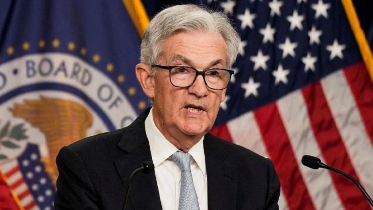 ABD Merkez Bankası FED, federal fonlama faizini piyasa beklentilerine paralel olarak yüzde 5,25-5,50 aralığında sabit tuttu