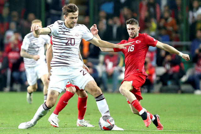 Son Dakika: Türkiye, Letonya'yı 4-0 yenerek EURO 2024'e katılmayı garantiledi