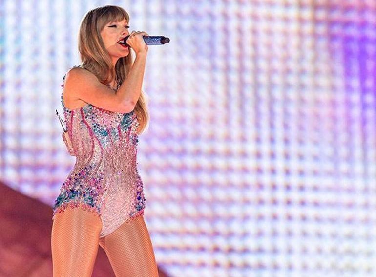 Taylor Swift artık resmen milyarder!