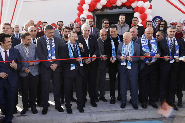 Acun Ilıcalı, memleketi Erzurum'da terlik fabrikası açtı! Çalışanlarının yüzde 80'i kadın olacak