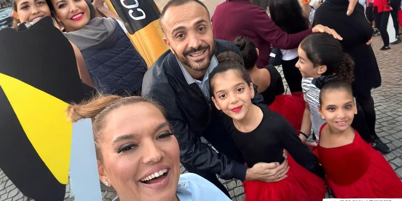 Demet Akalın’ın Kızının Bale Gösterisi