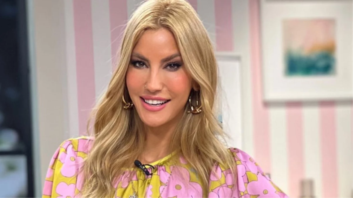 Günlerdir programına çıkmayan Çağla Şıkel, gıda zehirlenmesi nedeniyle hastanede tedavi görüyor