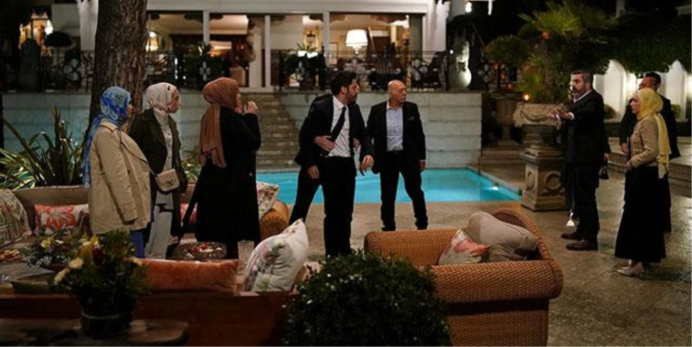 Kızılcık Şerbeti 35. Bölüm: İbrahim’le Karşılaşma Şaşkınlığı