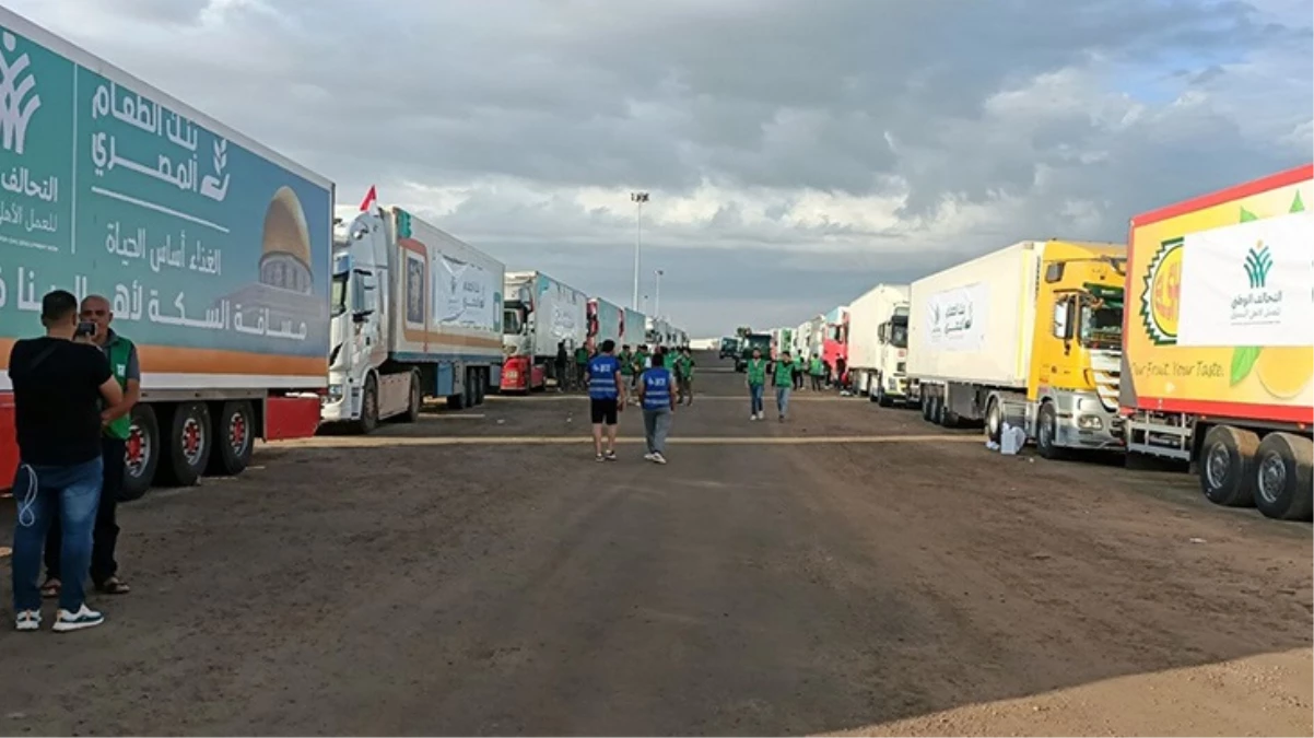 Mısır: Refah Sınır Kapısı açık, İsrail Gazze’ye yardımların girmesini kabul etmiyor