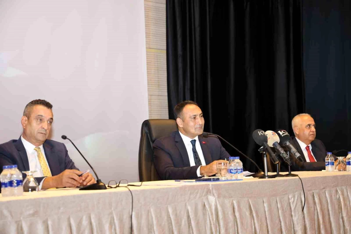 Toroslar Belediyesi, Mersin’de e-ruhsat ve e-imar uygulamasını hayata geçirdi Toroslar Belediyesi, E-ruhsat ve e-imar uygulamasını hayata geçirdi.