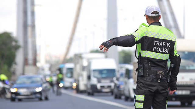 2024'te vergi, ceza ve harçlara yüzde 58,46 oranında zam gelecek! İşte yeni yılda ödenecek tutarlar