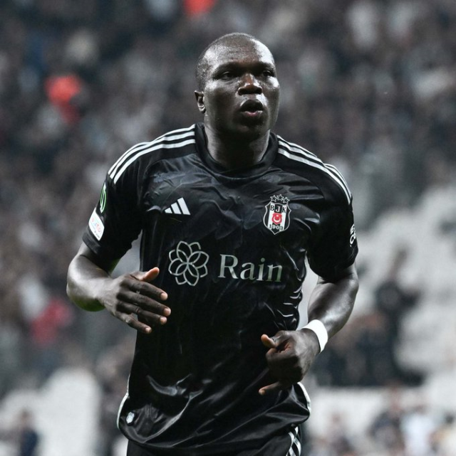 Beşiktaş'ta sakatlıklardan kurtulamayan Aboubakar, Afrika'da finale çıktı