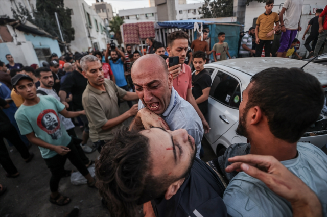 İsrail savaş uçakları Gazze'de bir okul ve 9 eve bomba yağdırdı! Çok sayıda ölü ve yaralı var