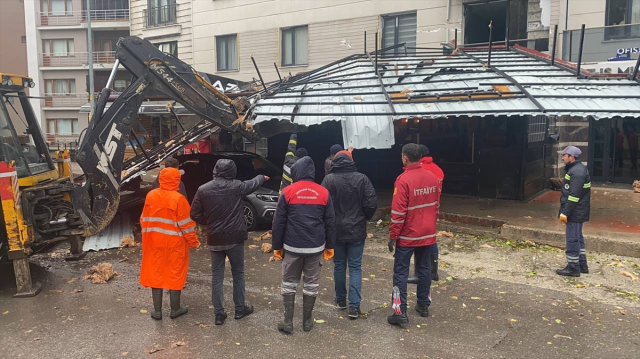 Zonguldak ve İskenderun'da olumsuz hava koşulları nedeniyle eğitime 1 gün ara verildi