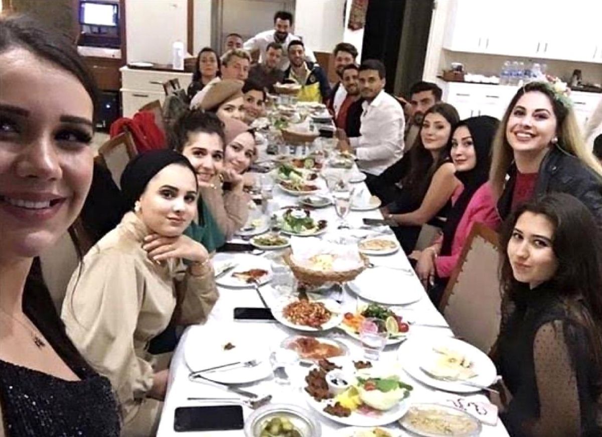 Dilan Polat’ın Şampiyonlar Ligi kadrosuna soruşturma! Fotoğraftaki kişiler için yurt dışı çıkış yasağı istendi