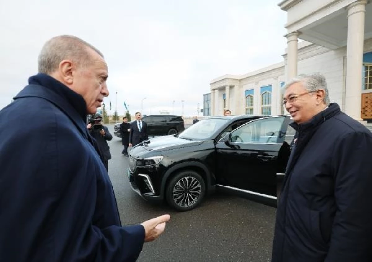Cumhurbaşkanı Erdoğan, Kazak mevkidaşına TOGG hediye etti