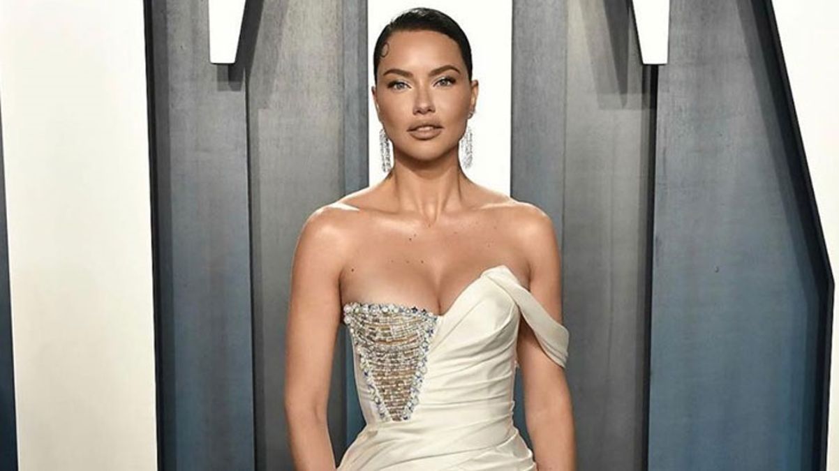 Estetiğin dozunu kaçıran Adriana Lima’nın gözleri küçücük kaldı