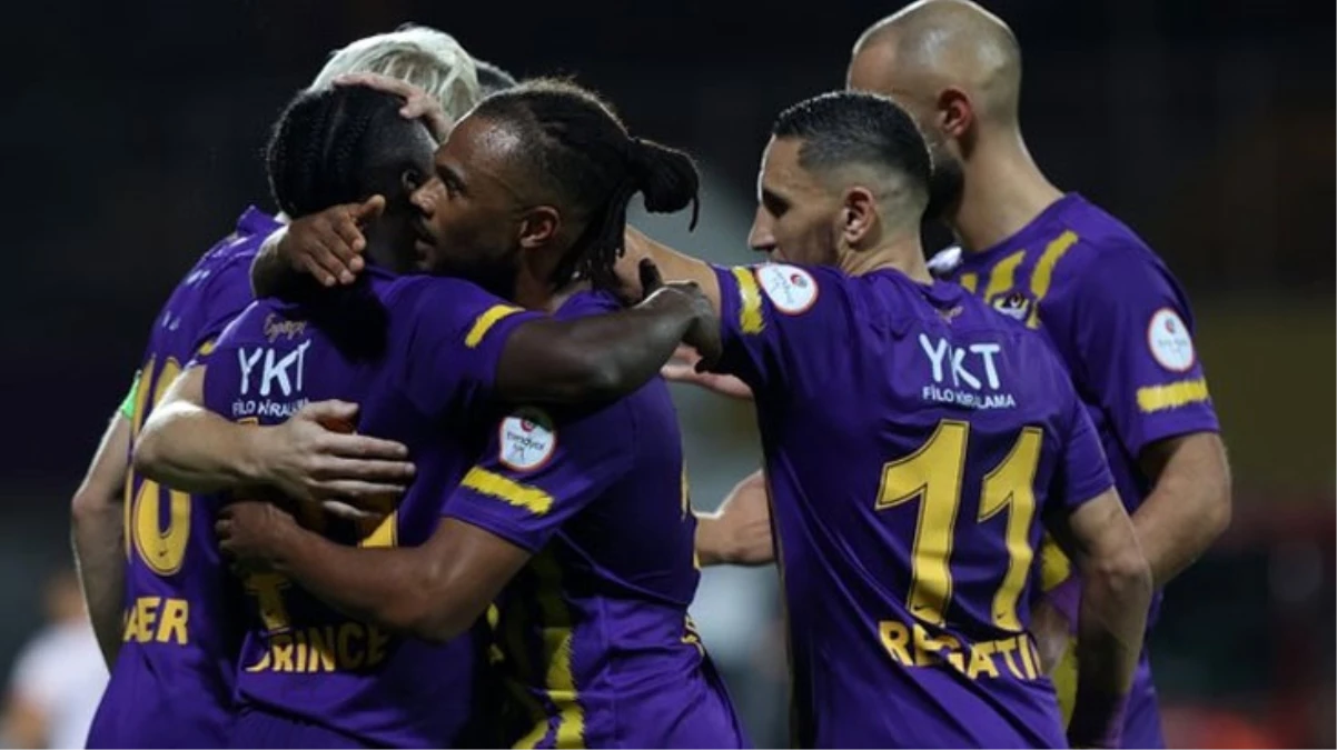 Eyüpspor, Adanaspor’u farklı yenerek liderliğini devam ettirdi