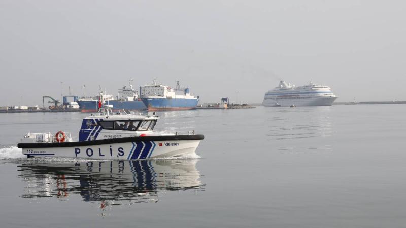 “Astoria Grande” kruvaziyeri 861 yolcusuyla Samsun Limanı’na demirledi
