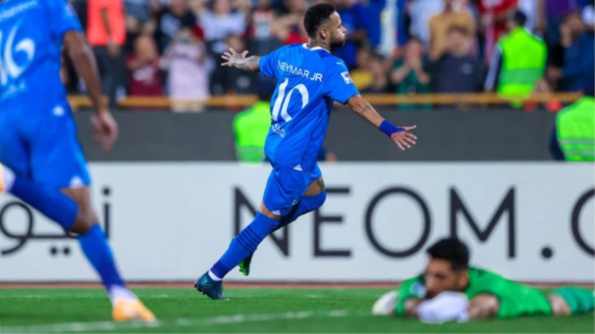 Neymar’ın yeni imajını görenler o olduğuna inanmadı! Herkes Ezhel’e benzetiyor