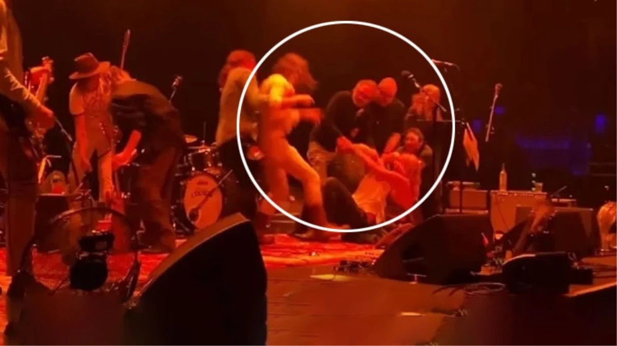 The Brian Jonestown Massacre’ın grubunun üyeleri, konser esnasında kavga etti