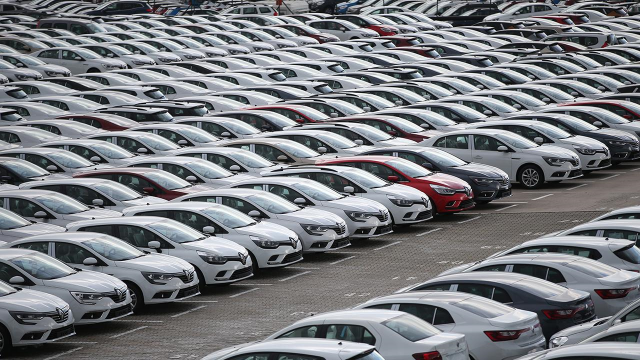 Ticaret Bakanı Bolat: 600 bin gizlenmiş araç ortaya çıktı, fiyatlar düştü