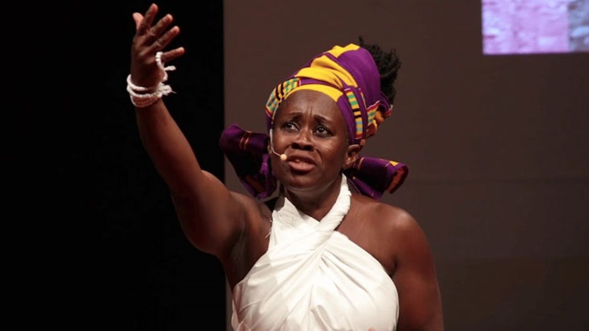 Ganalı Afua Asantewaa Aduonum, 126 saat şarkı söyleyerek Guinness Dünya Rekoru kırdı